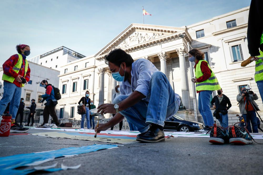 Cientos de jóvenes españoles toman las calles por el movimiento Fridays For Future