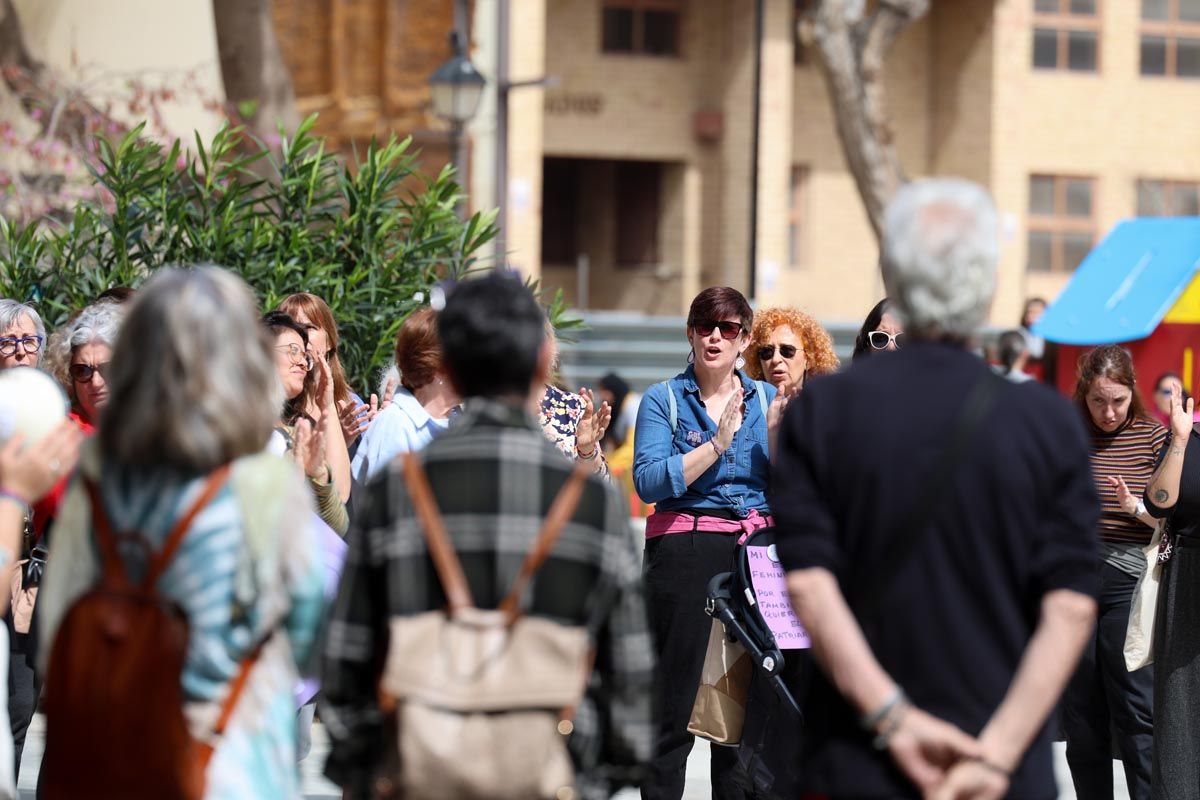 Las imágenes de la concentración contra la violencia vicaria en Ibiza