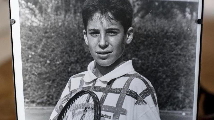 La gala del tenis de Castellón recuerda y premia al Miguel Ángel Silvestre tenista