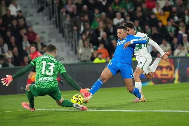 LaLiga | Elche - Real Madrid, en imágenes