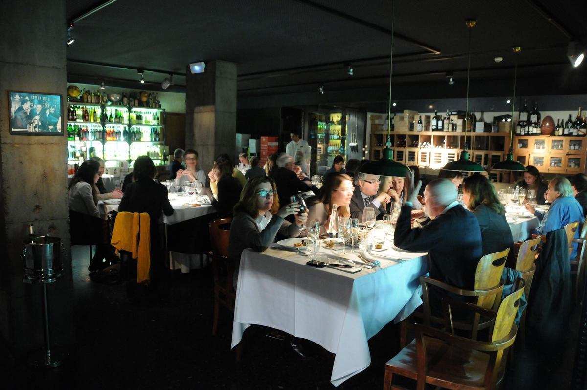 El primer restaurant ‘clandestí’ festeja a Barcelona els seus 25 anys (i segueix amb contrasenya)