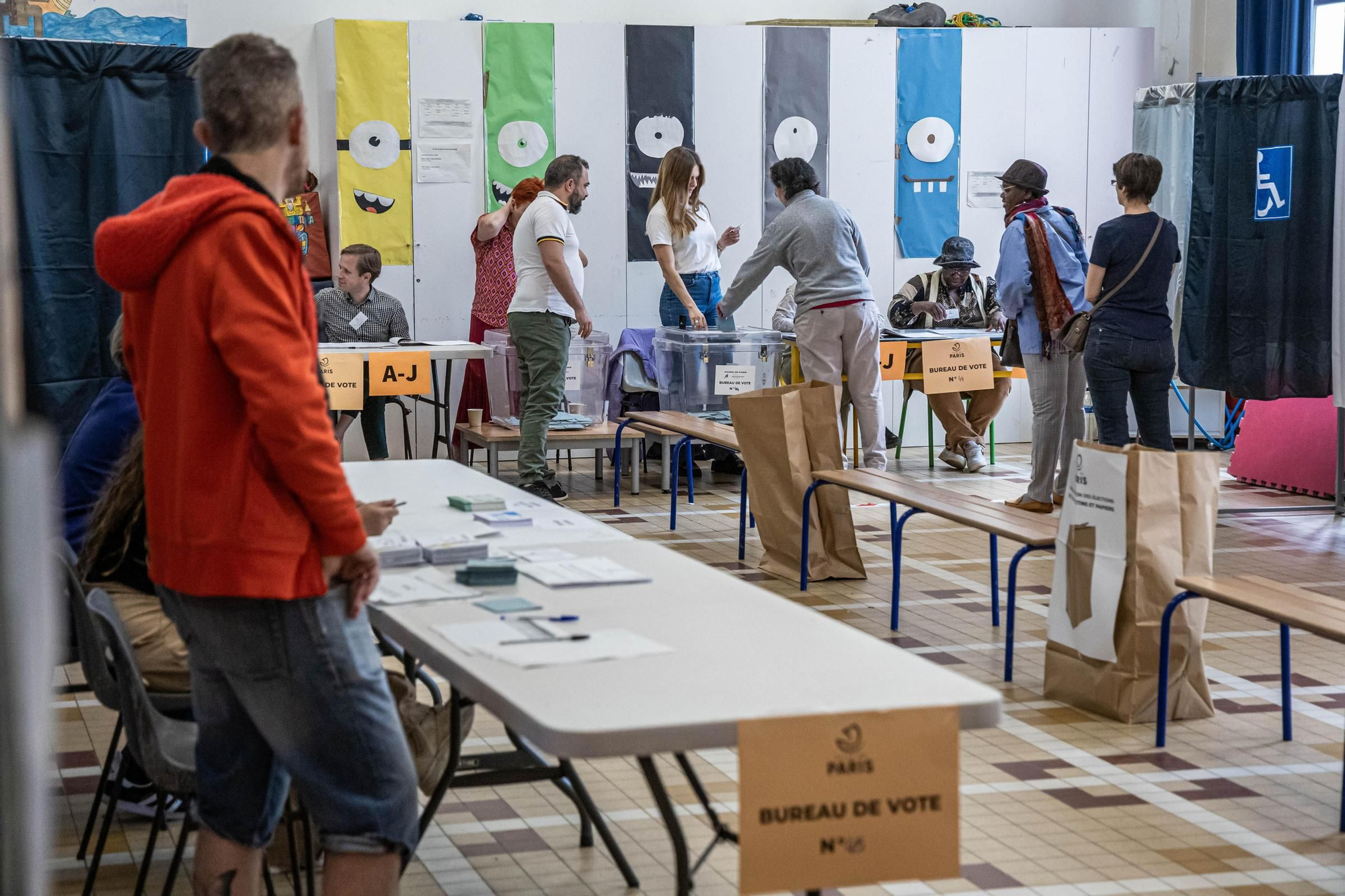 La participación en la segunda vuelta de las elecciones legislativas en Francia sube al 26,63 % a las 10.00 GMT