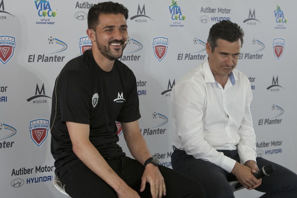 Inauguración de la escuela de fútbol de David Villa