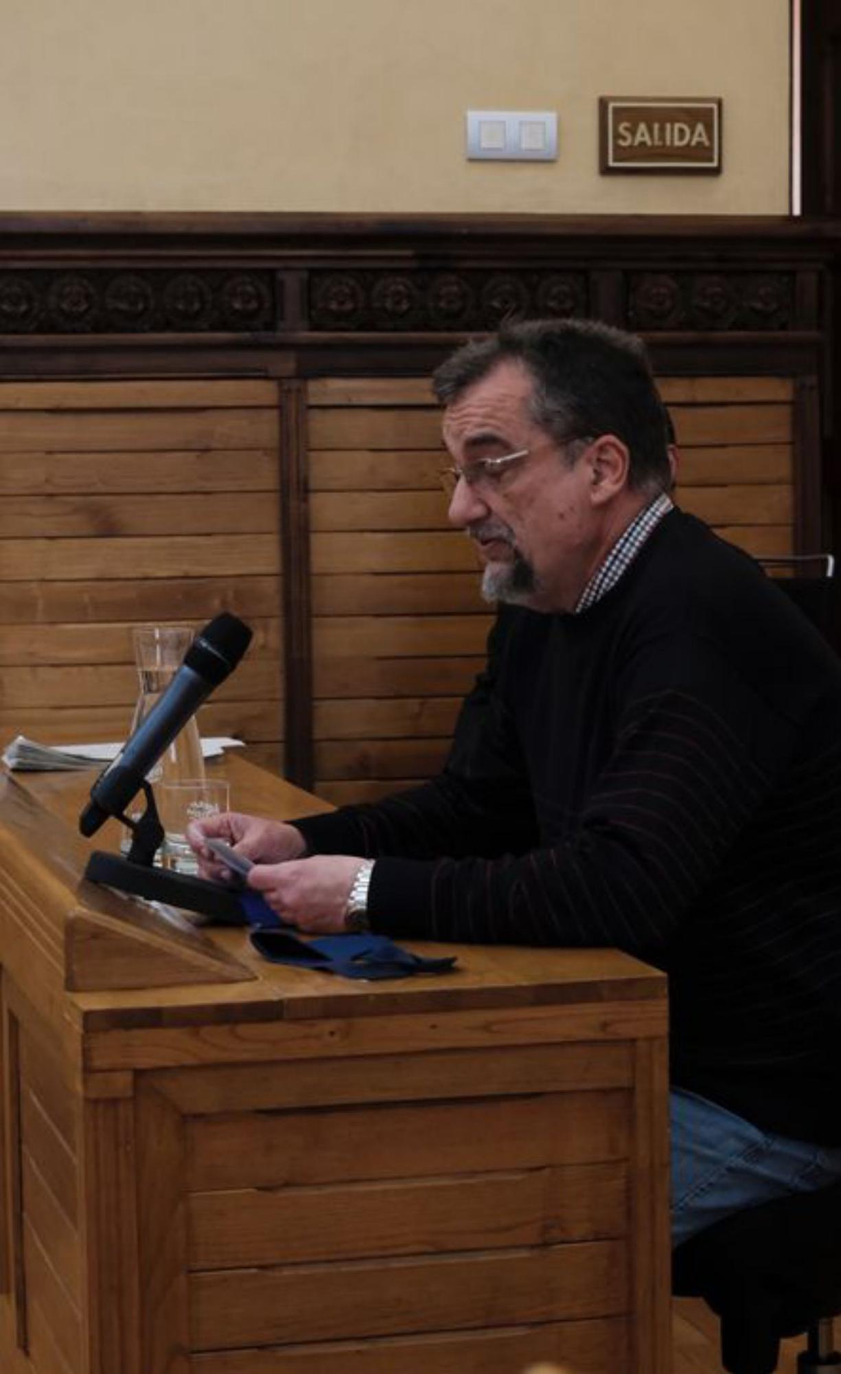 José Ignacio Algueró, dirigiéndose al Pleno ayer. | Daniel González