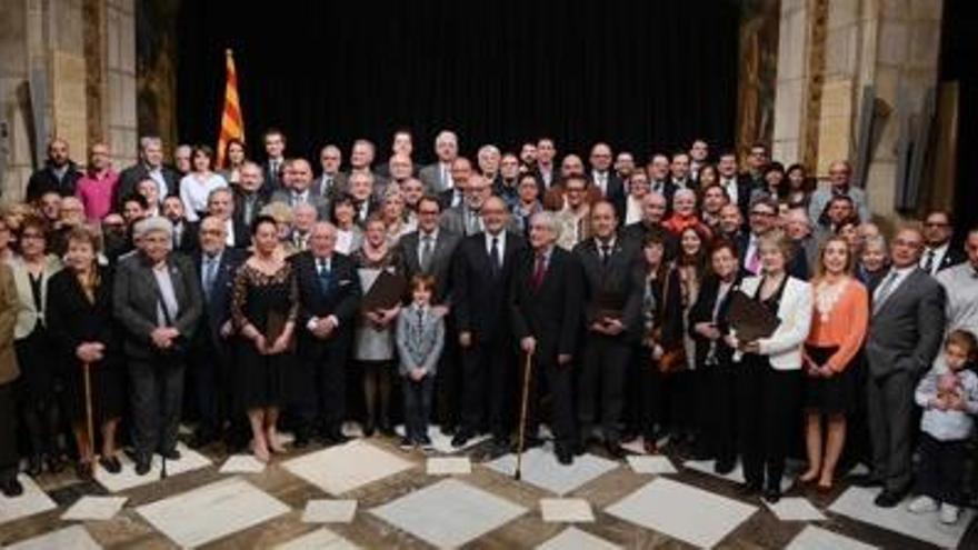 Fotografia de família amb tots els guardonats.