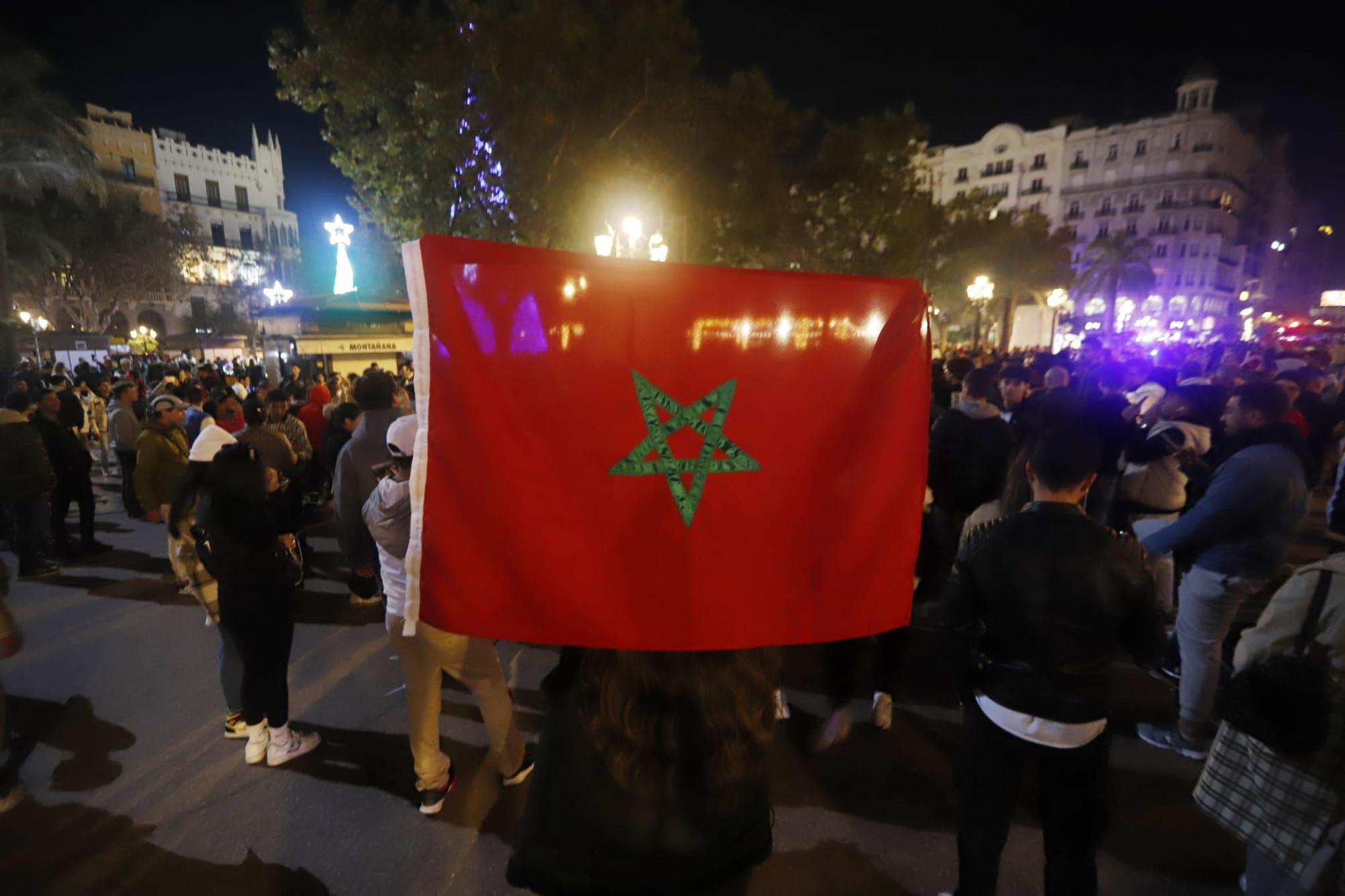 La afición marroquí celebra el triunfo de su selección