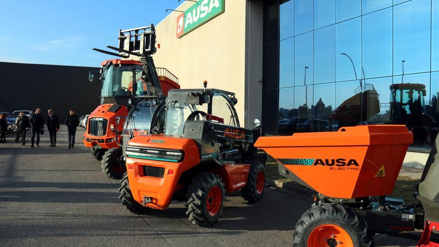 Vídeo: Ausa crea 45 llocs de treball per a la producció de cotxes elèctrics industrials