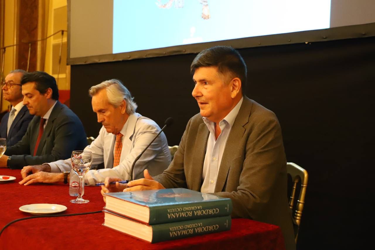 Vaquerizo reivindica la Córdoba romana con su nuevo libro