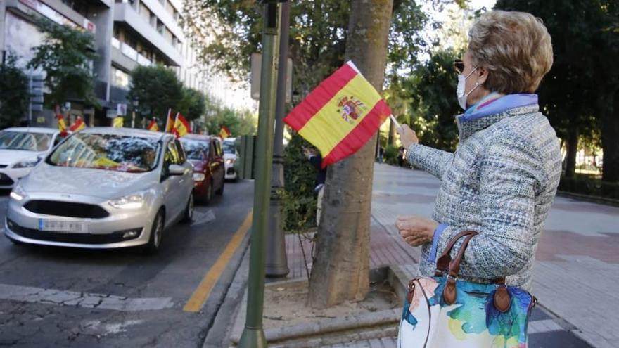 Conductores cacereños se suman a la protesta de Vox contra la gestión del Gobierno