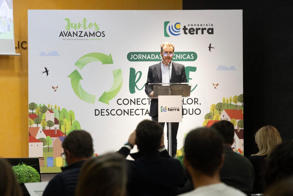 El director territorial para la Recuperación Económica y Social de la Comunitat Valenciana y de Medio Ambiente, Infraestructuras y Territorio, Miguel Halabi, fue el encargado de inaugurar el acto.