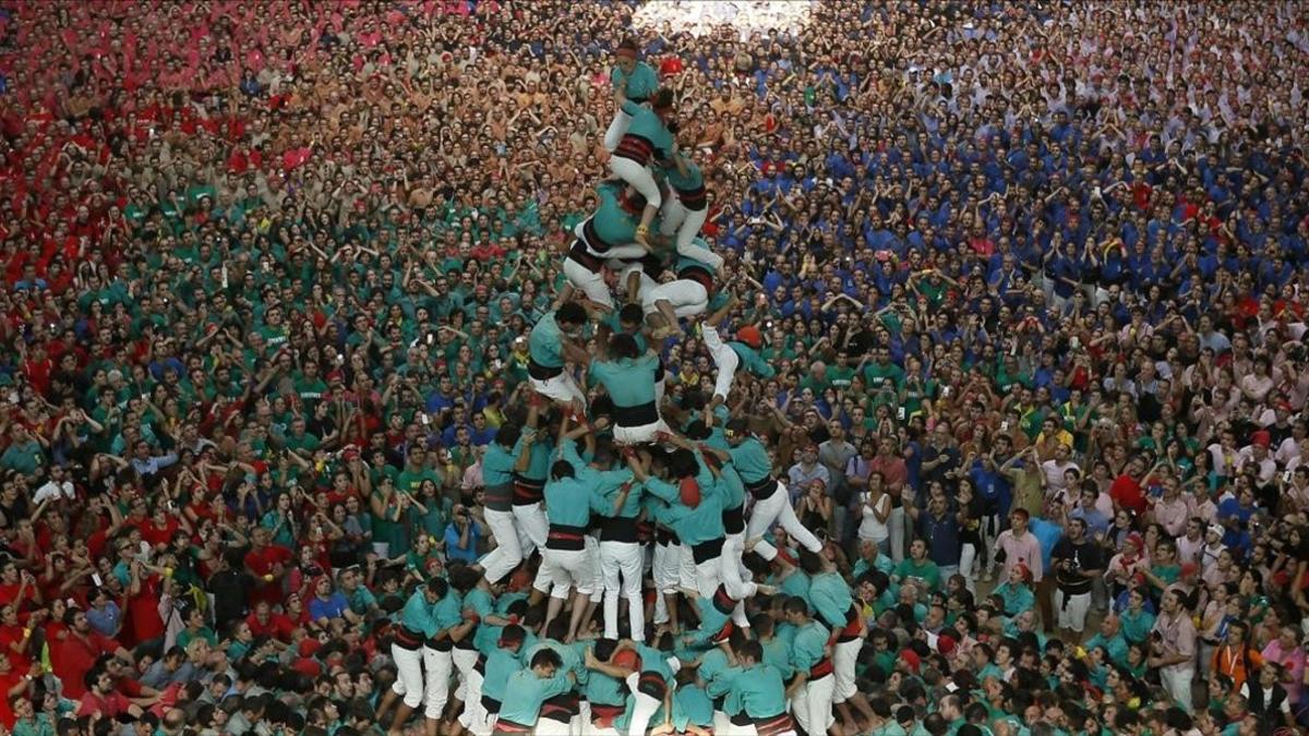 Los Castellers de Vilafranca durante la actuación en el Concurs de Tarragona del 2014.