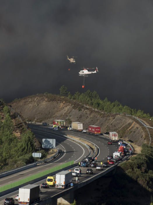 Verín, en alerta por un incendio forestal