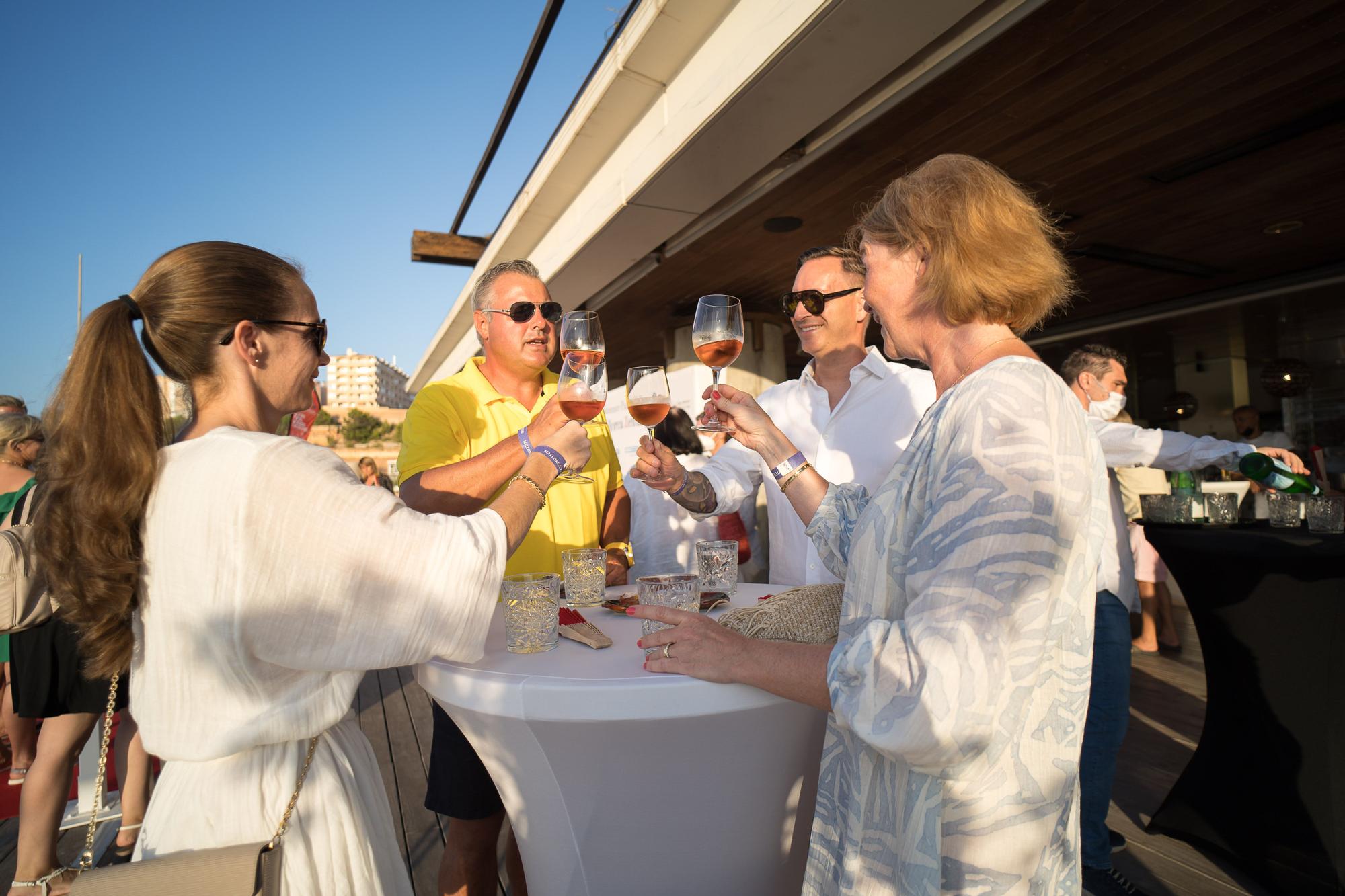 So schön war das Sommerfest der Mallorca Zeitung 2021 in Port Adriano