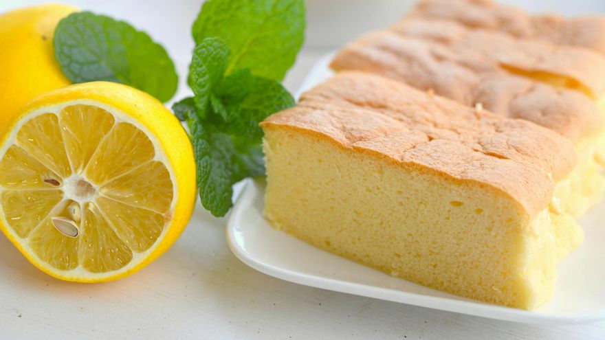 Receta de bizocho de limón con 4 ingredientes