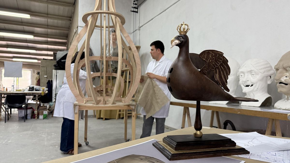 La nueva pieza del 'Àliga' de Valls está cogiendo forma en el taller.
