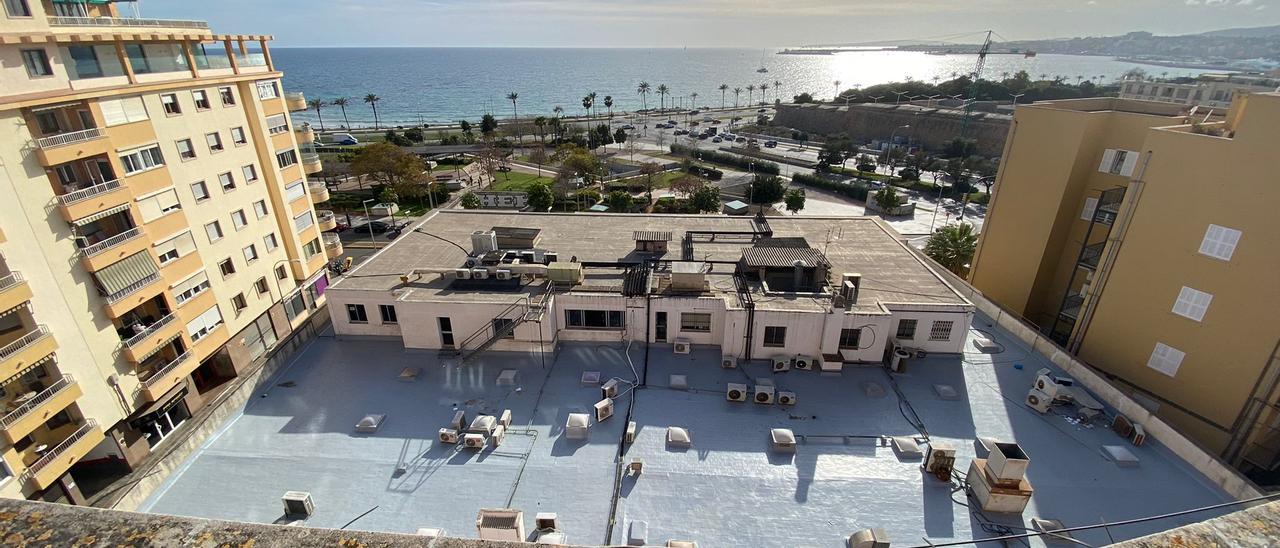 Vista del espacio que ocuparán los nuevos edificios desde la azotea de la calle Rover Motta número 4, uno de los inmuebles afectados