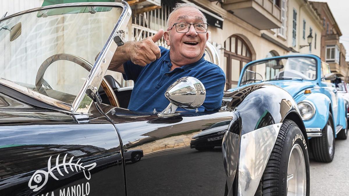 Ein Teilnehmer bei einer der vergangenen Ausgaben: Bei der Ausfahrt der Mallorca Car Week wird eher gemächlich gefahren.