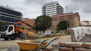Obres de la construcció de l’edifici definitiu de l’Institut Escola  Cal Maiol, a Can  Batlló.   | EL PERIÓDICO