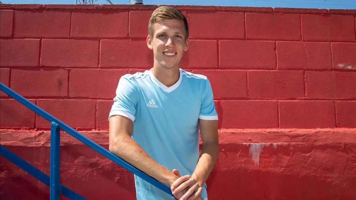 Dani Olmo en las instalaciones de la UD Sant Llorenç de Terrassa donde ha montado su Campus