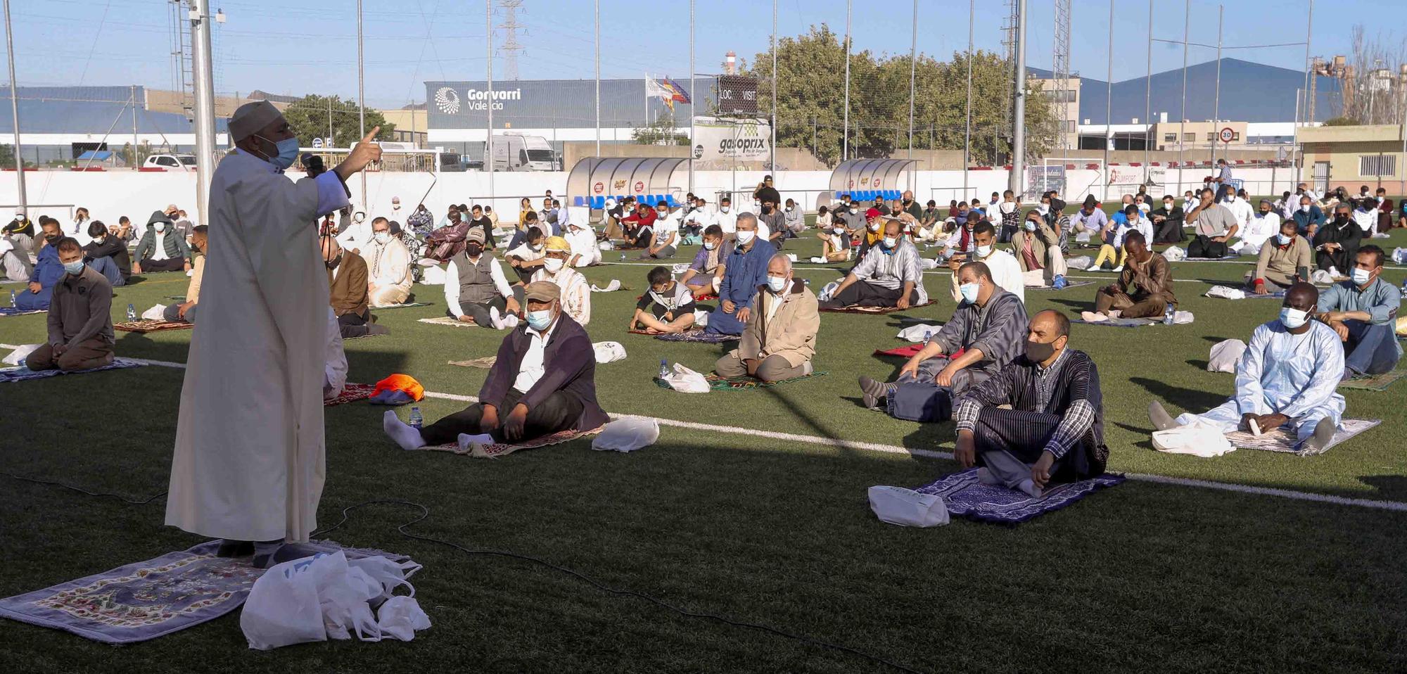 Cientos de musulmanes celebraron en Sagunt el fin del Ramadán.