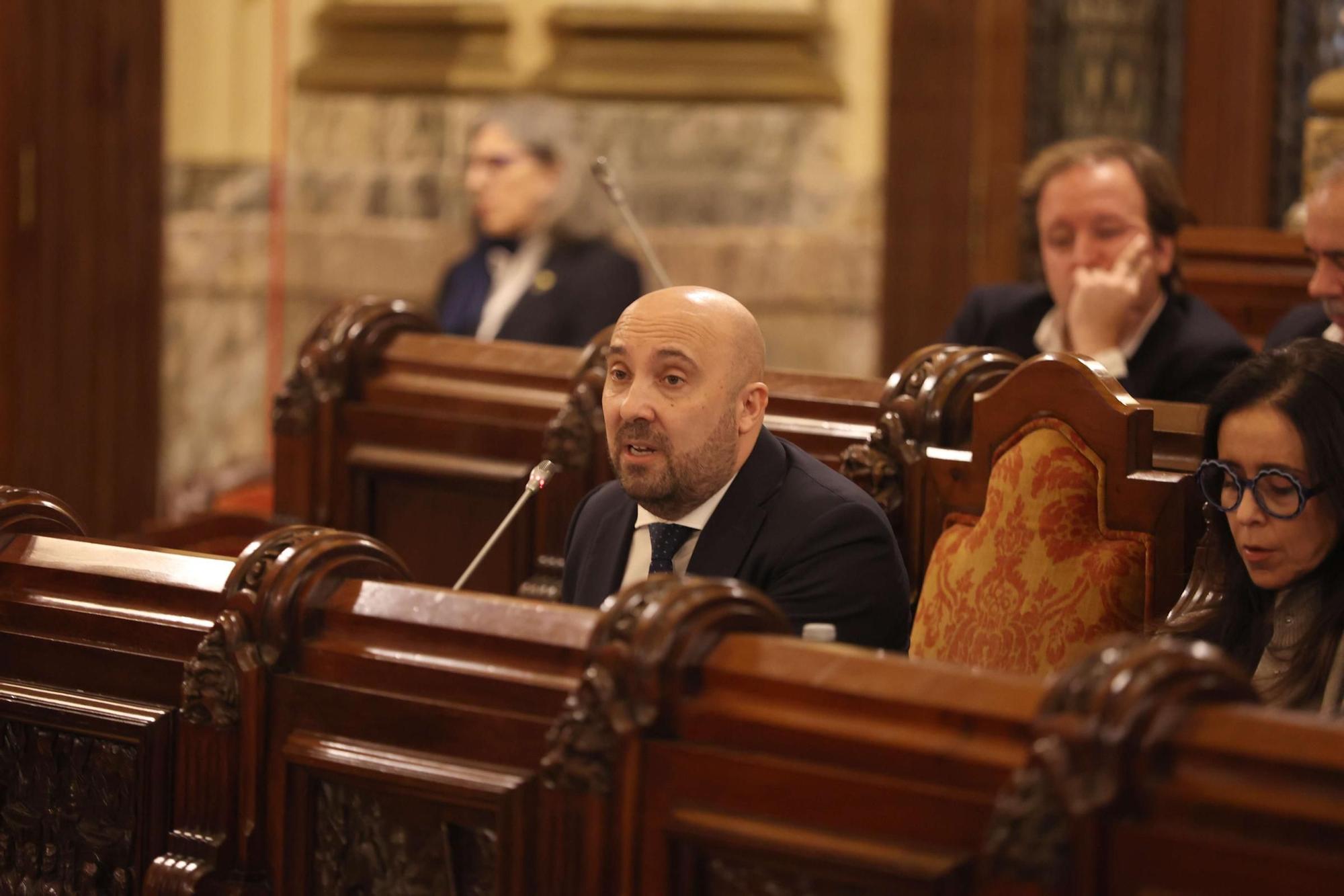 Los presupuestos de A Coruña para 2025 pasan por el pleno municipal