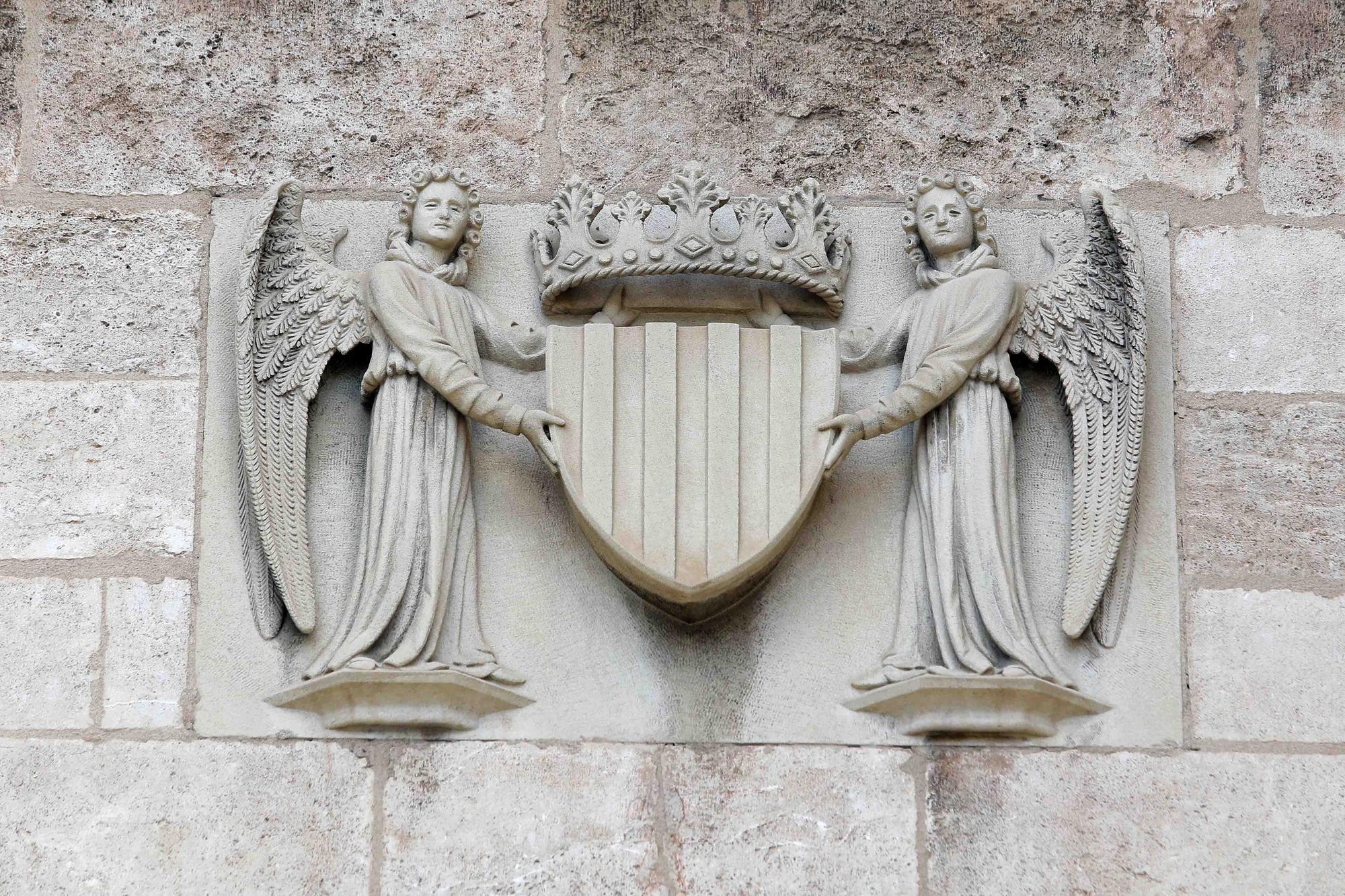 Los escudos nobiliarios de la ciudad de València