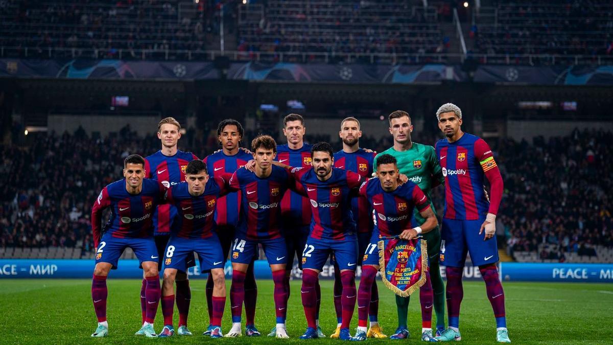 Once inicial del FC Barcelona ante el Oporto