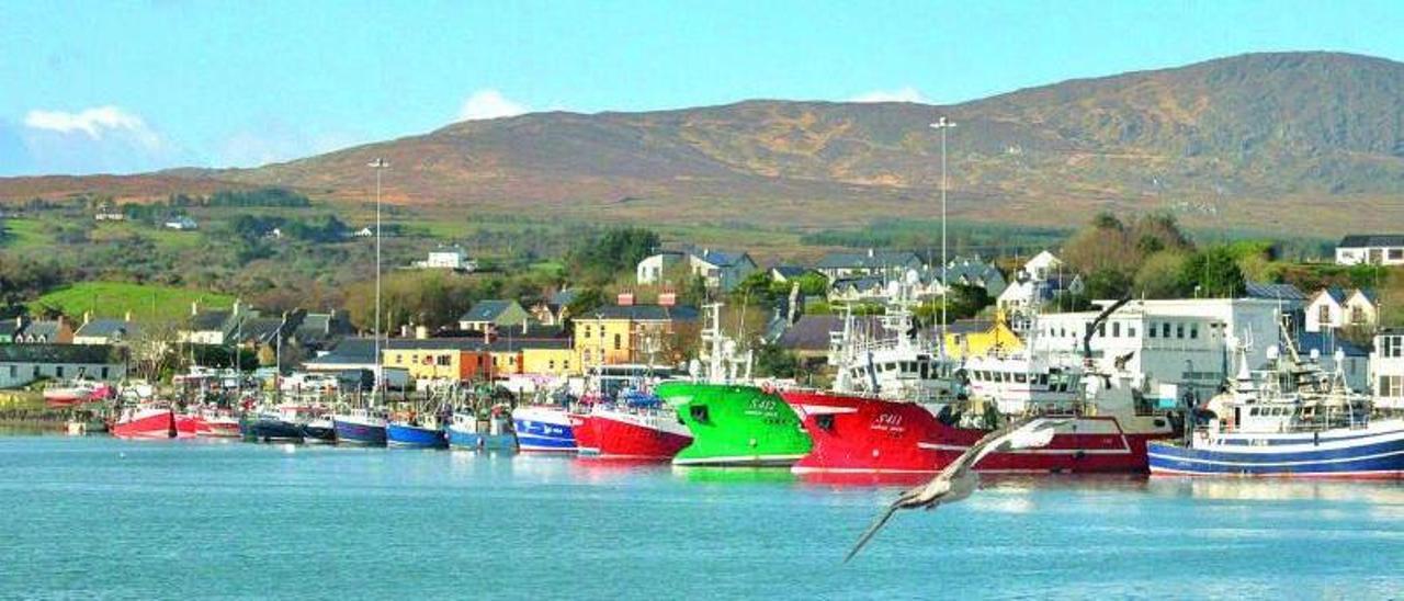 Puerto pesquero irlandés  de Castletownbere, donde descargan buena parte de los buques gallegos de Gran Sol.