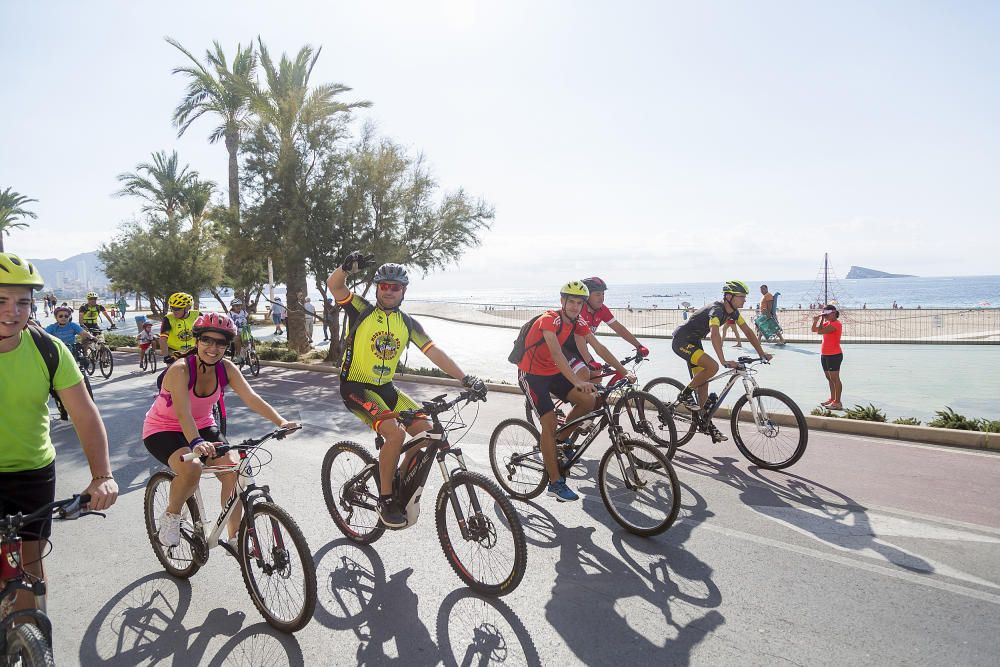 El municipio celebró este domingo el Día de la Bicicleta desde el parque de Foietes