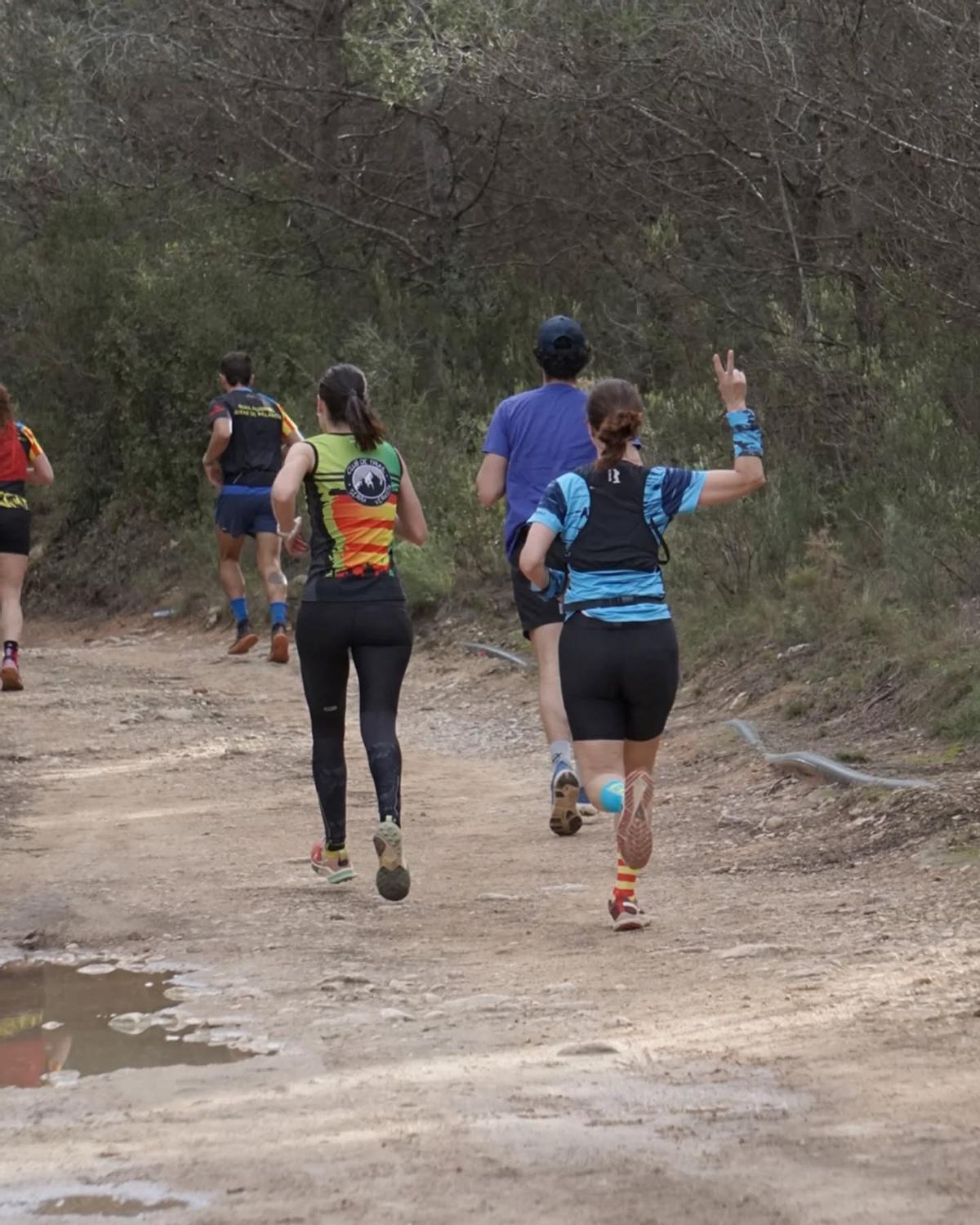 Participantes en el Trail de l'Alcúdia de Crespins en la edición del año pasado.