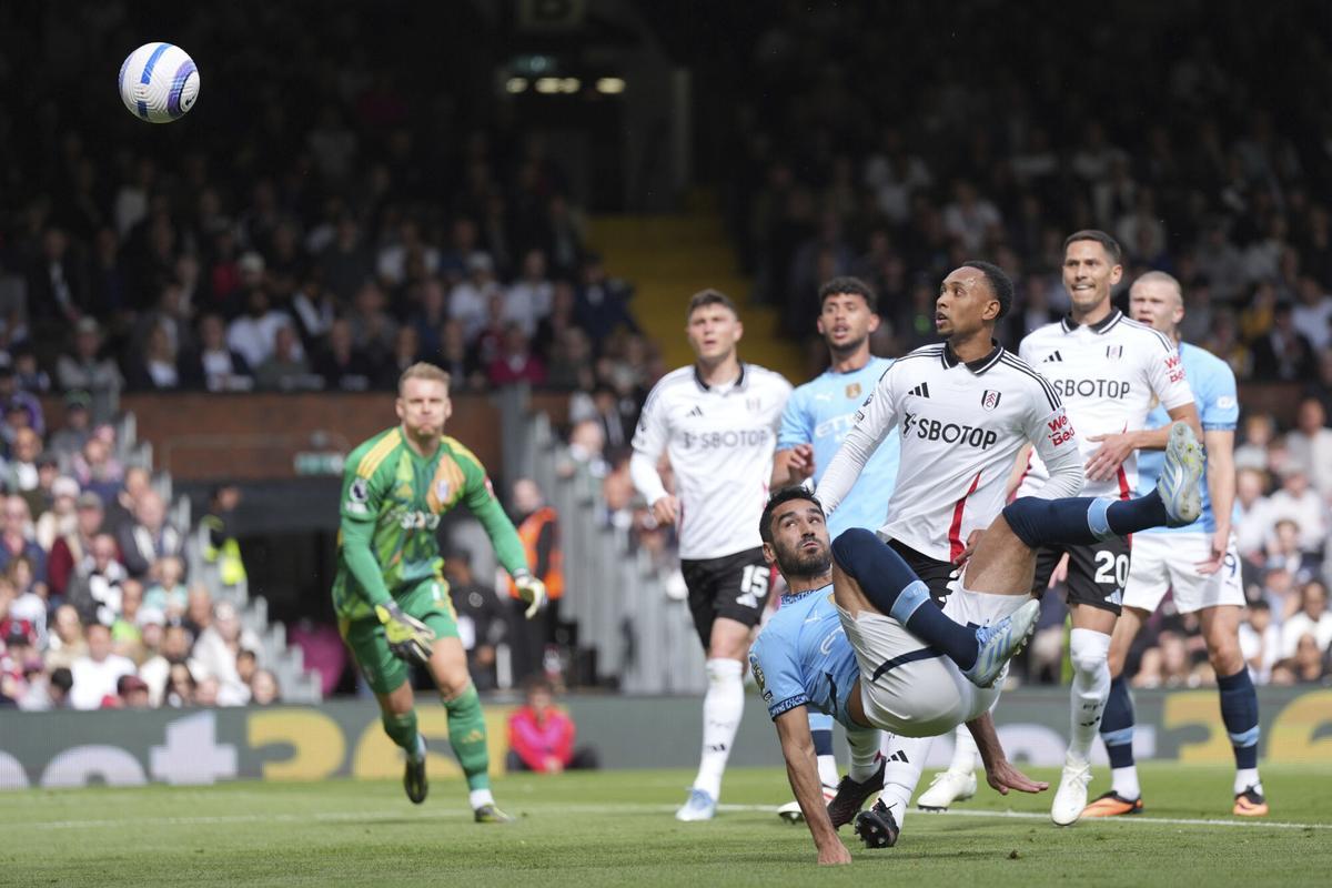 Ilkay Gündogan marks the 0-1 of the City in Fulham.