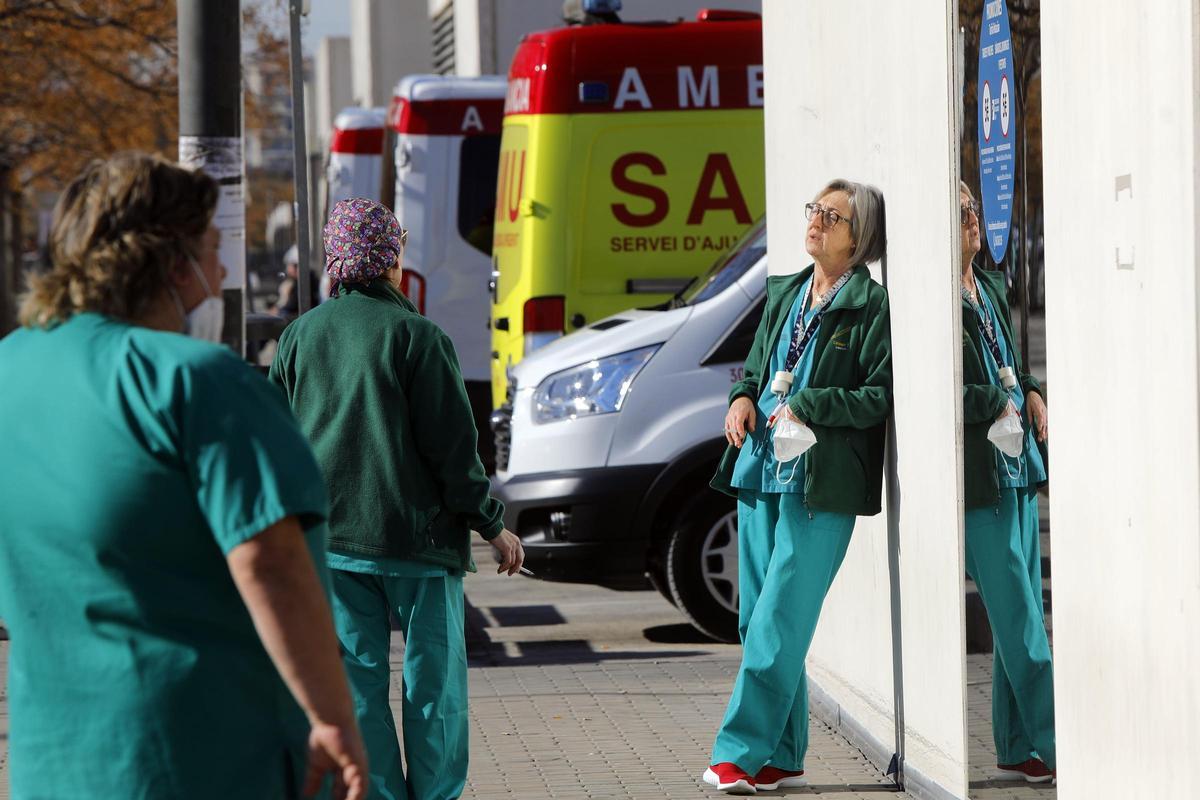 Cepa británica de la covid: síntomas diferenciales con el virus que aún es mayoritario en España.