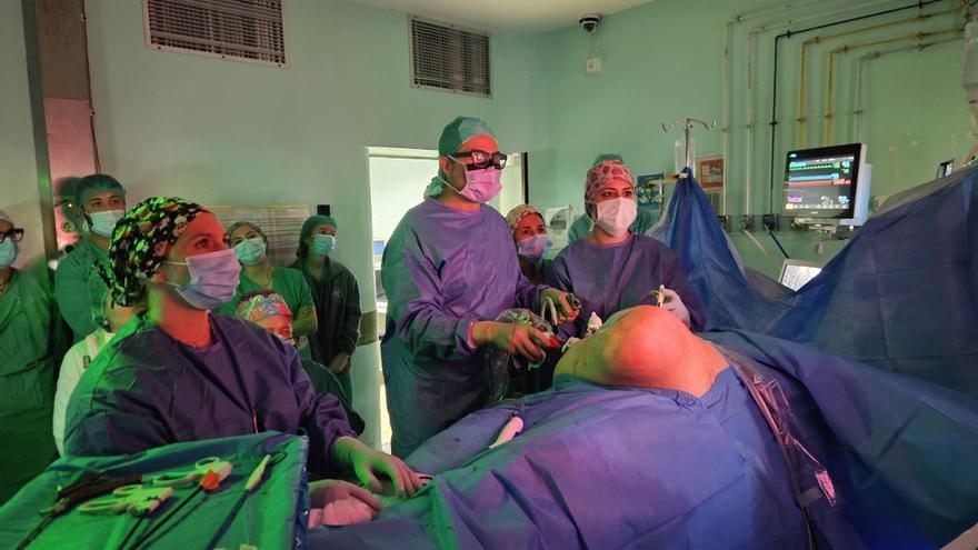 El Hospital General de Elche, líder en cirugía de hernias complejas