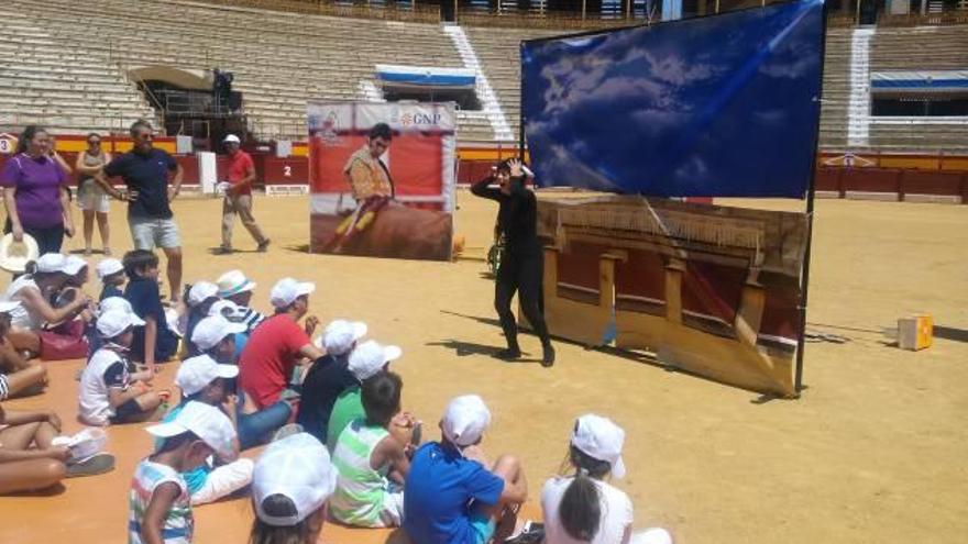 Esplá lleva los toros al teatro