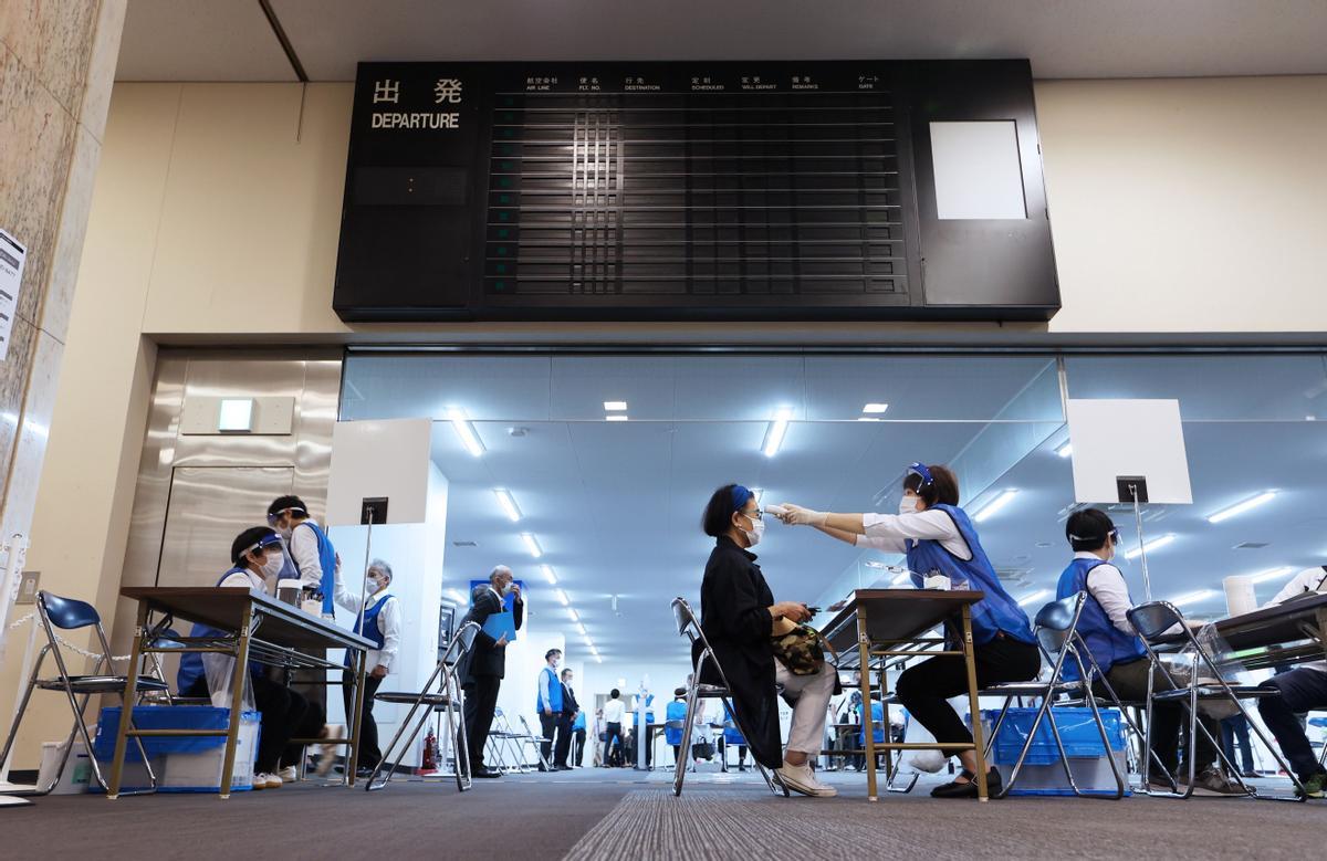 Els EUA aconsellen «no viatjar» al Japó per l’augment de casos de Covid