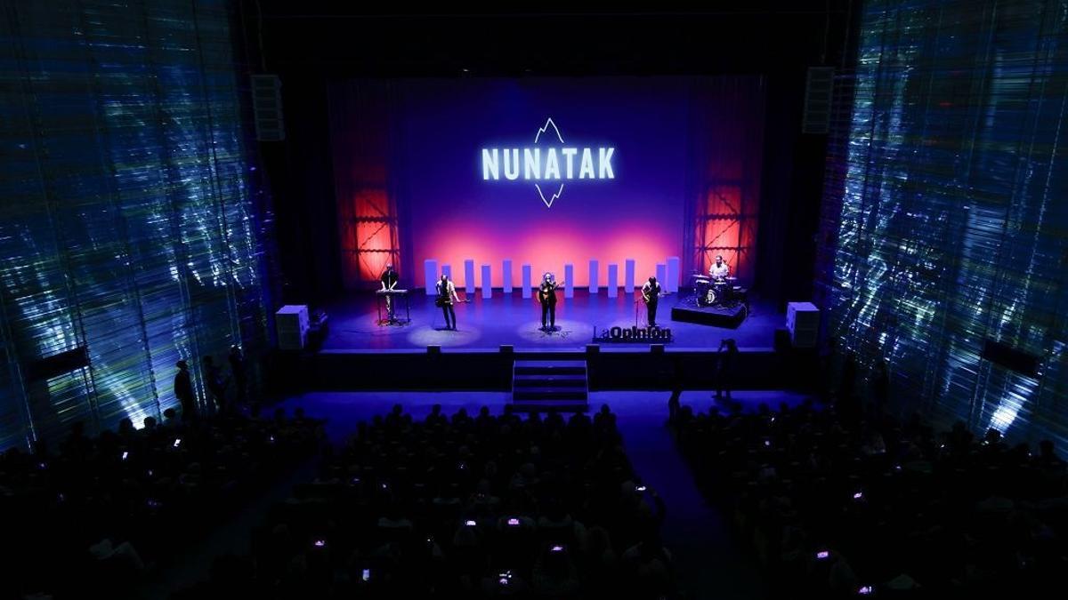 El grupo cartagenero Nunatak, durante su actuación en El Batel en la gala de los 'Importantes' de La Opinión.