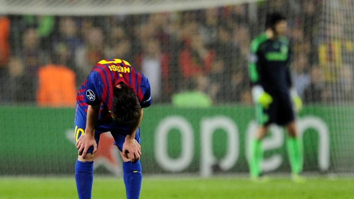 Messi, durante un duelo ante el Chelsea