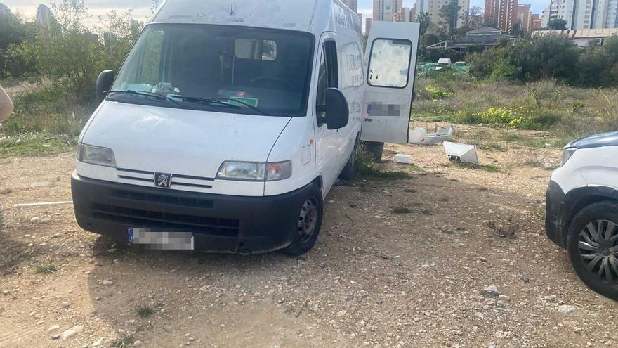 Benidorm declara la guerra a los vertidos de escombros: más vigilancia, sanciones y cámaras