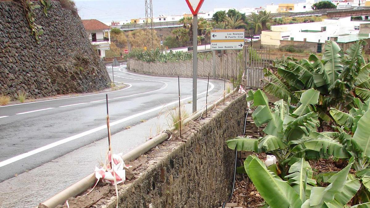 Carretera TF-351 entre San Juan de la Rambla y La Guancha.