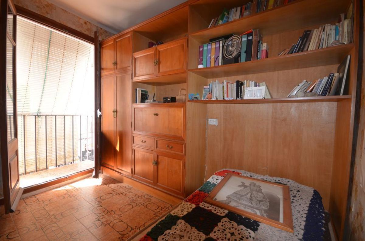 Las mejores fotos: Una casa de tres plantas y solárium sale a la venta en el casco histórico de Peñíscola