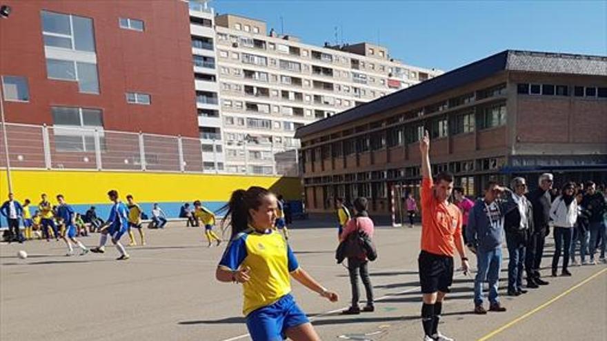 Verónica Abad: &quot;Me gustaría ser campeona de Aragón con mi equipo&quot;