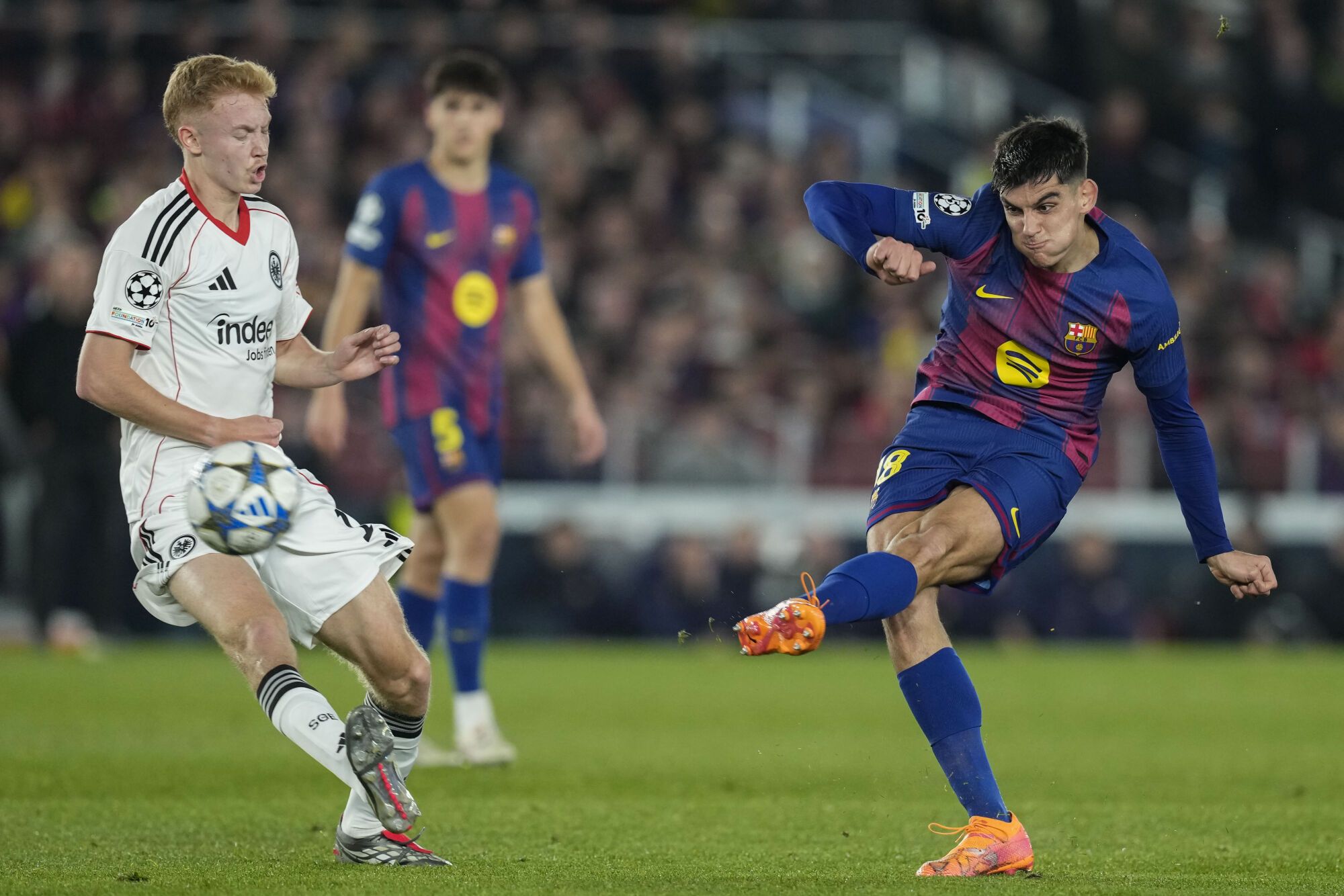 Champions League: FC Barcelona - Eintracht Frankfurt.