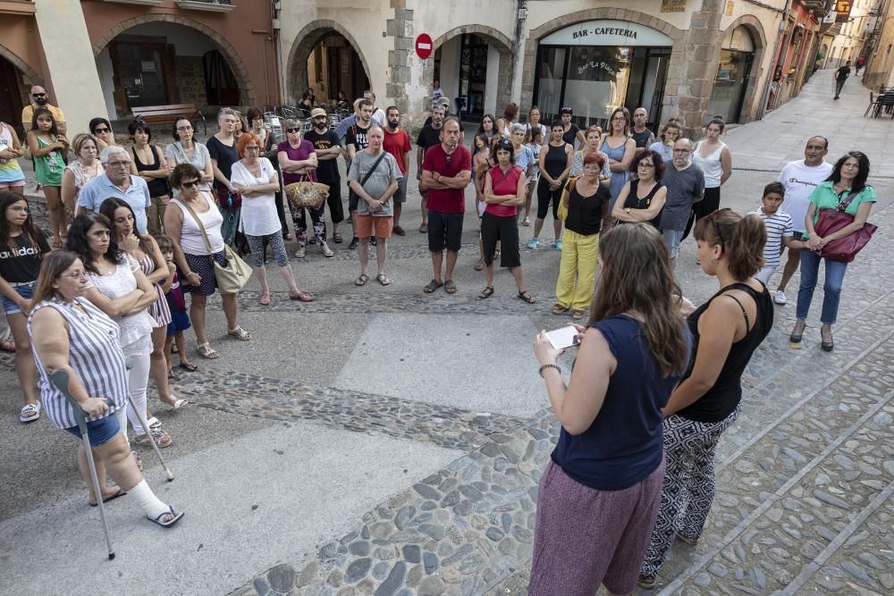 Concentració a Arbúcies contra l'agressió sexual a una menor del muncipi