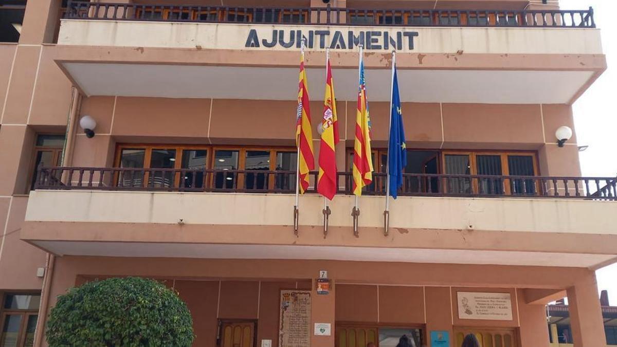 Fachada del Ayuntamiento de El Campello