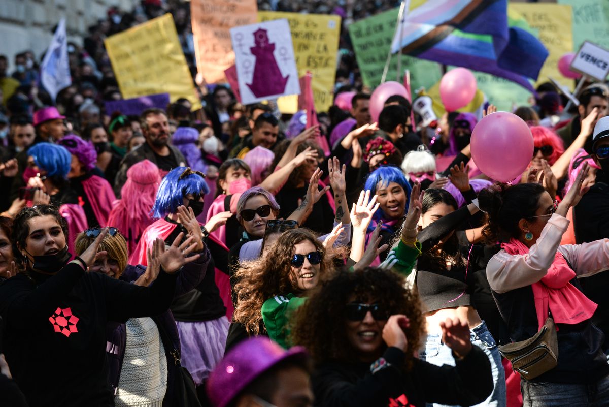 Manifestación en contra del desalojo de La Casa Invisible