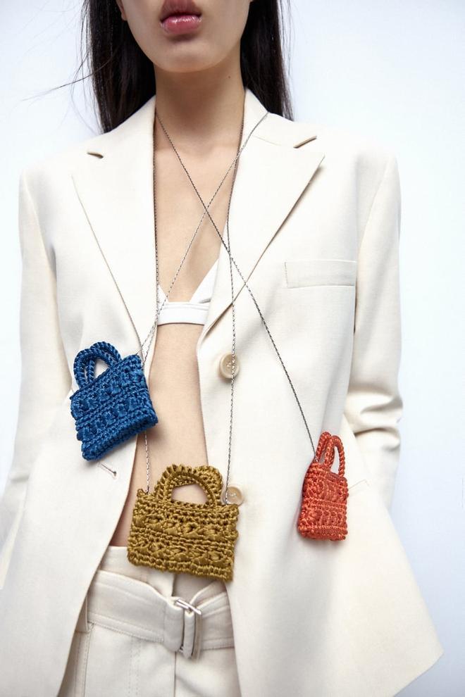 Bolso mini crochet de Zara