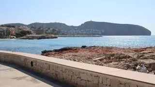 Fallece un bañista de 68 años al sufrir un infarto en la playa de l'Ampolla de Moraira