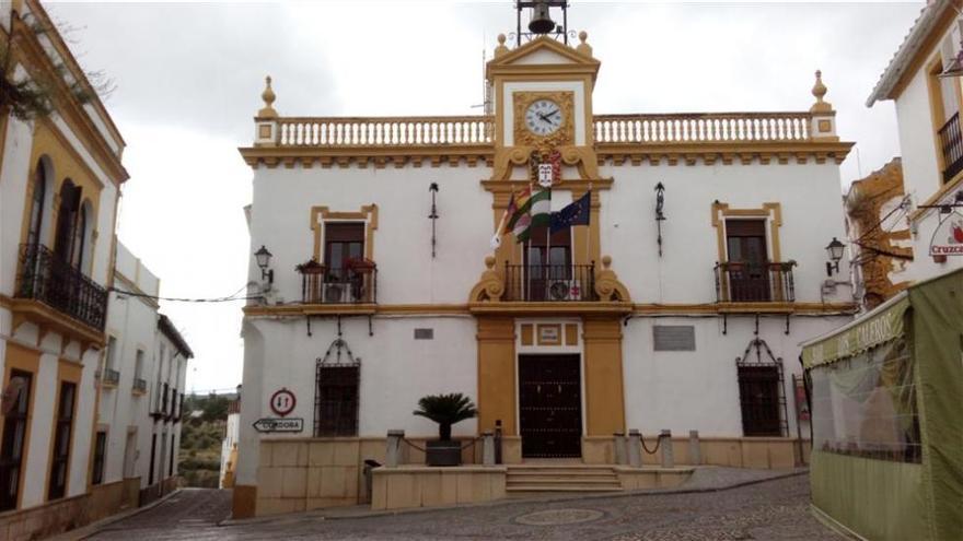 El Consistorio coloca placas históricas en varias calles