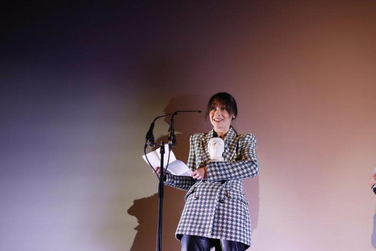 La actriz zaragozana Elena Rivera recibió el premio Augusto Talento con Futuro. | FOTOS: MIGUEL ÁNGEL GRACIA