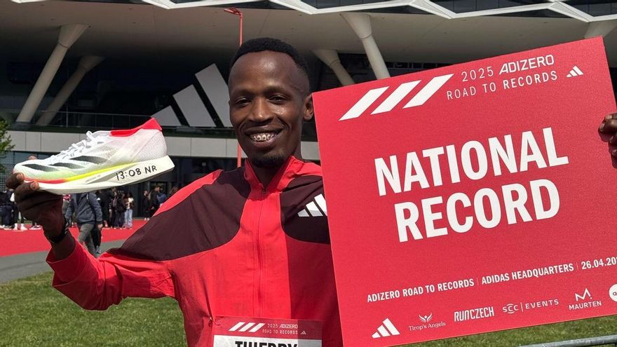 Thierry Ndikumwenayo bate el récord de España de 5K en ruta